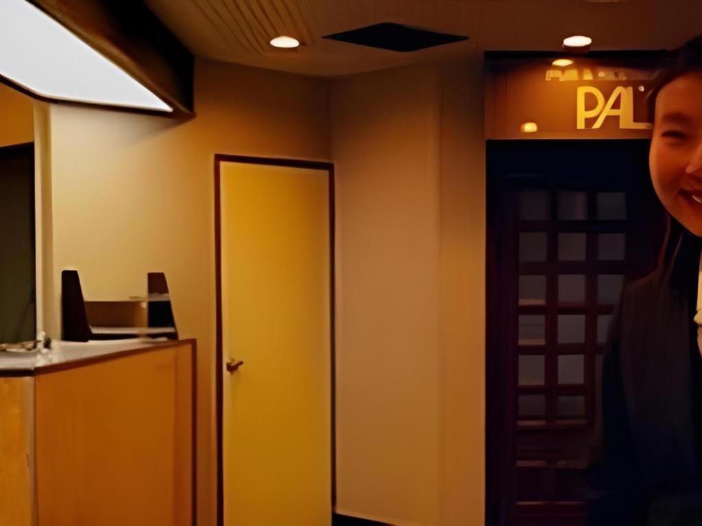 Pals Inn Katsuura Buitenkant foto